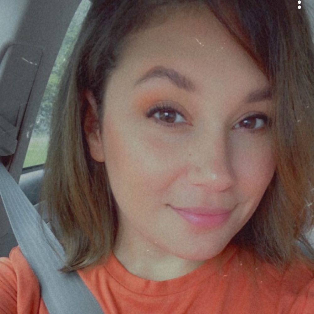 Meet your Posher, Crystal